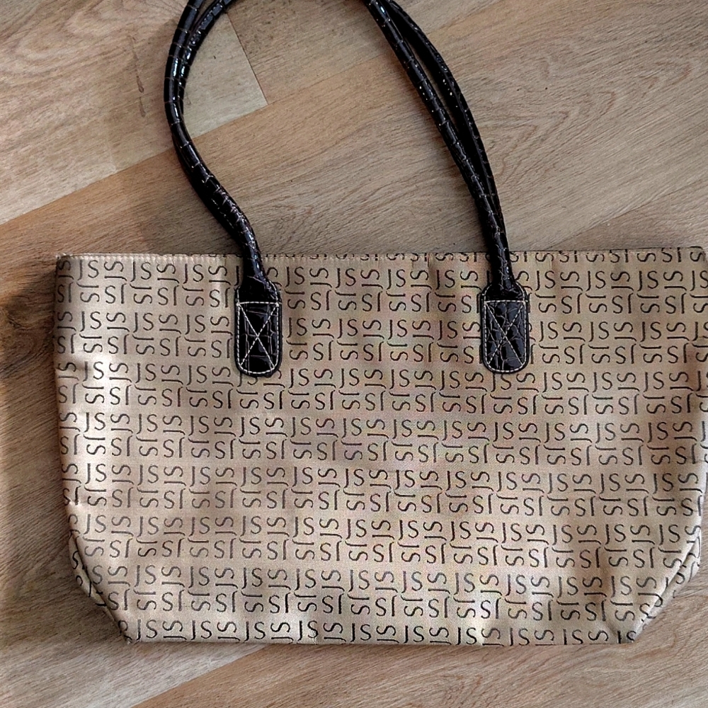 Jaclyn Smith purse..... 👜!!